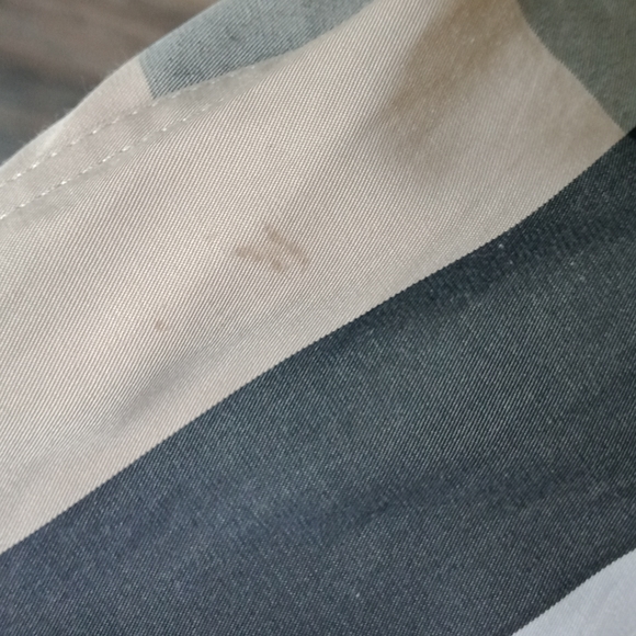 Burberry Iconic Luxury Top-Like New! - Picture 10 of 12